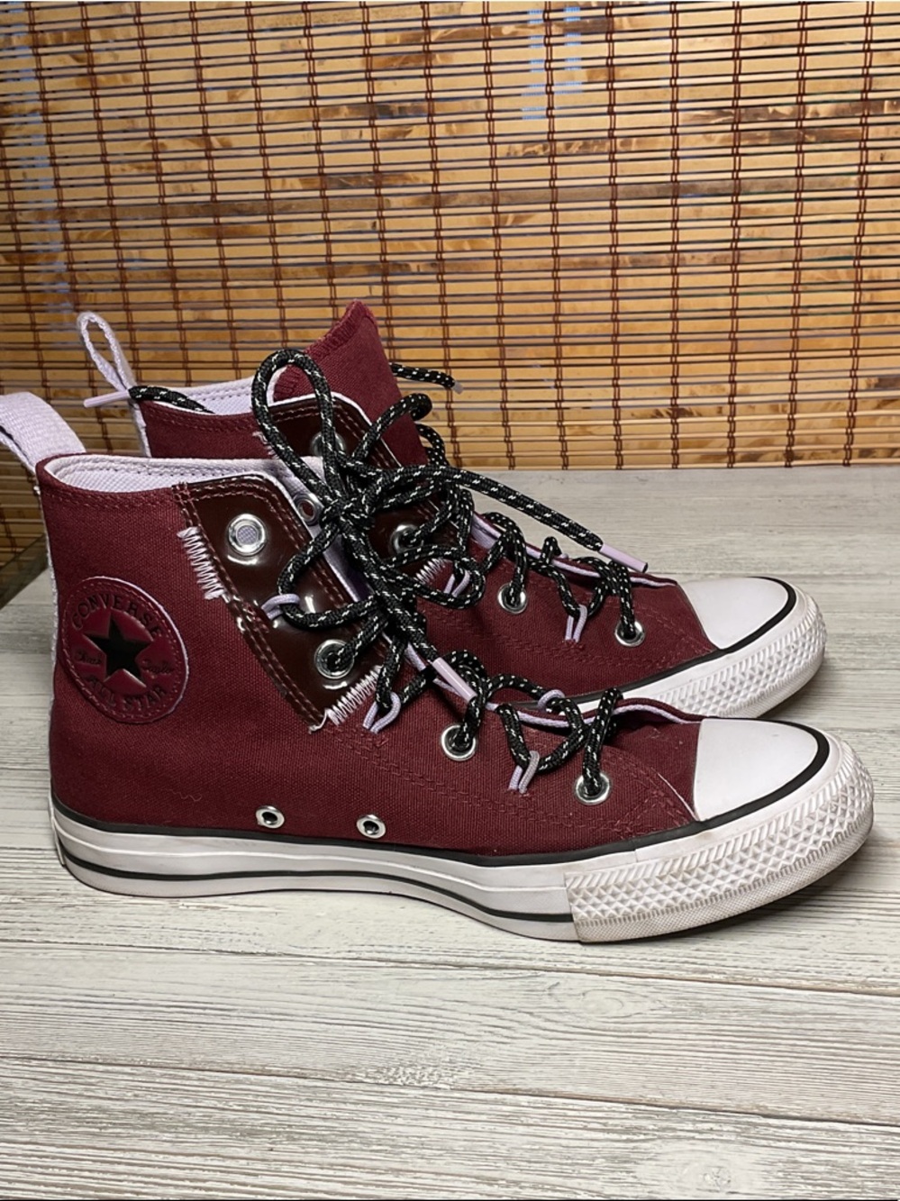 Converse All Star Chuck Taylor High Top Shoes Sneakers Maroon Women’s 7 Man’s 5